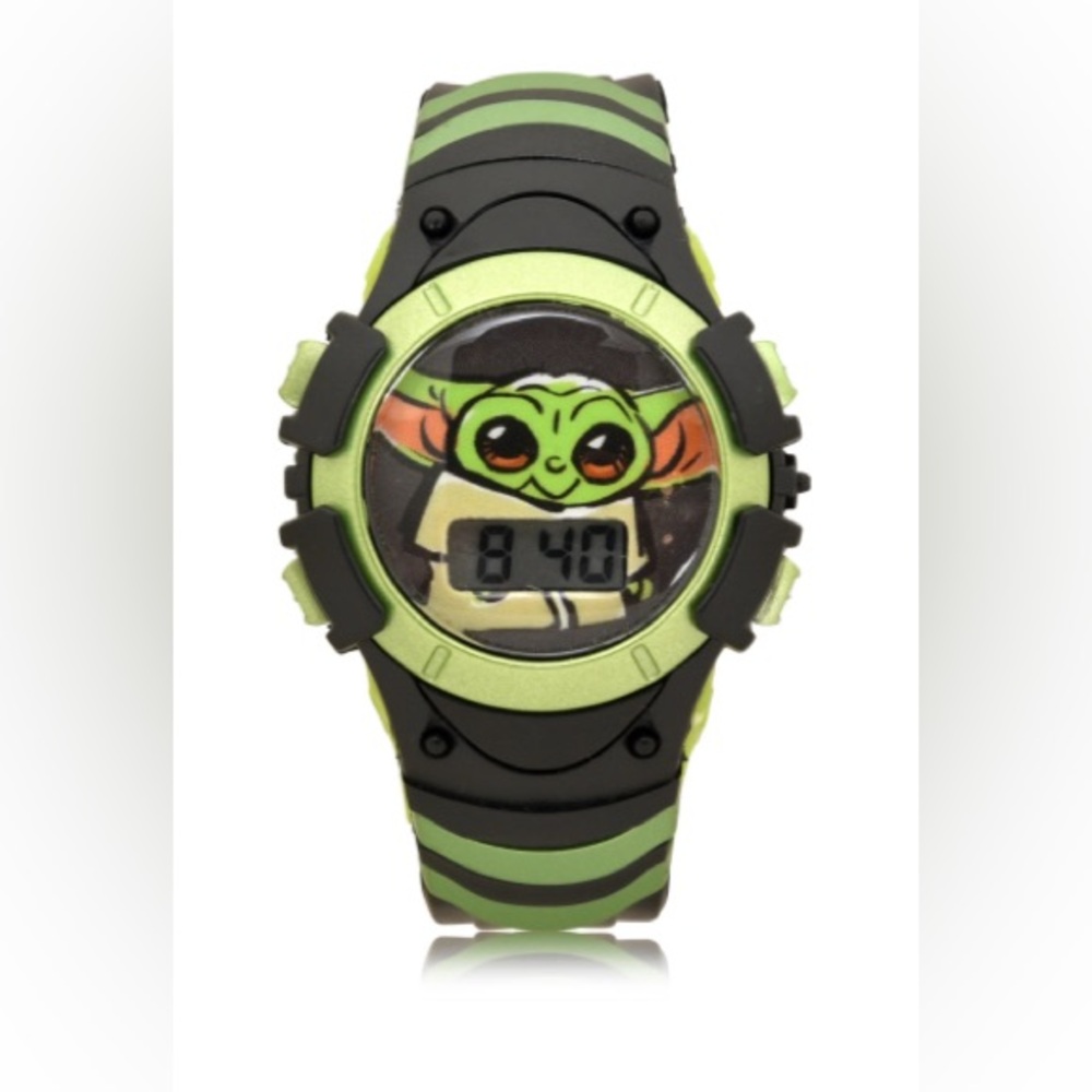 NWT Star Wars Mandalorian Grogu Unisex Child LCD Watch Green Silicone Strap